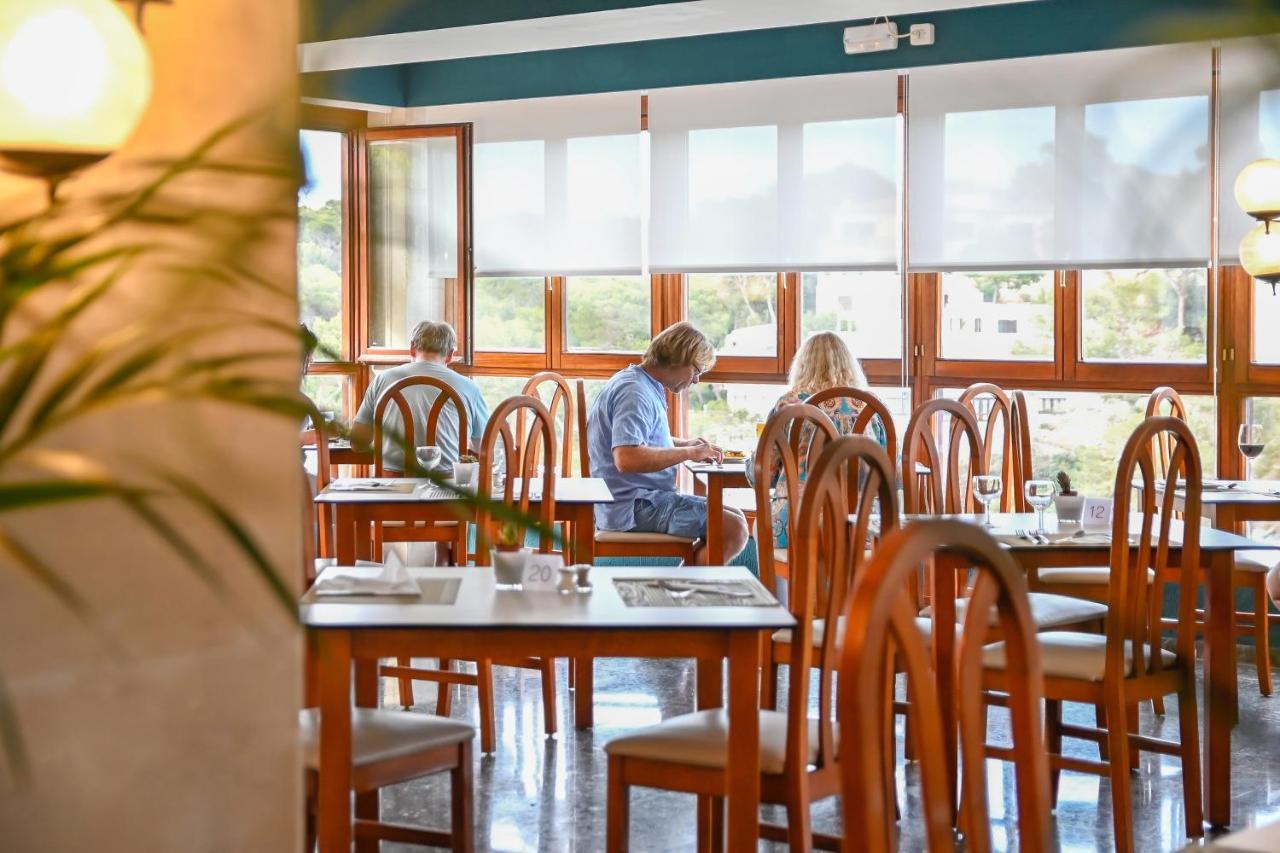 Hotel Pinos Playa Santanyi Bagian luar foto