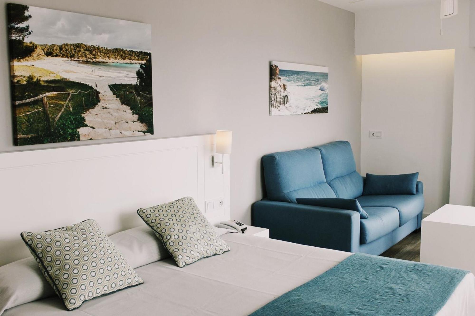 Hotel Pinos Playa Santanyi Bagian luar foto
