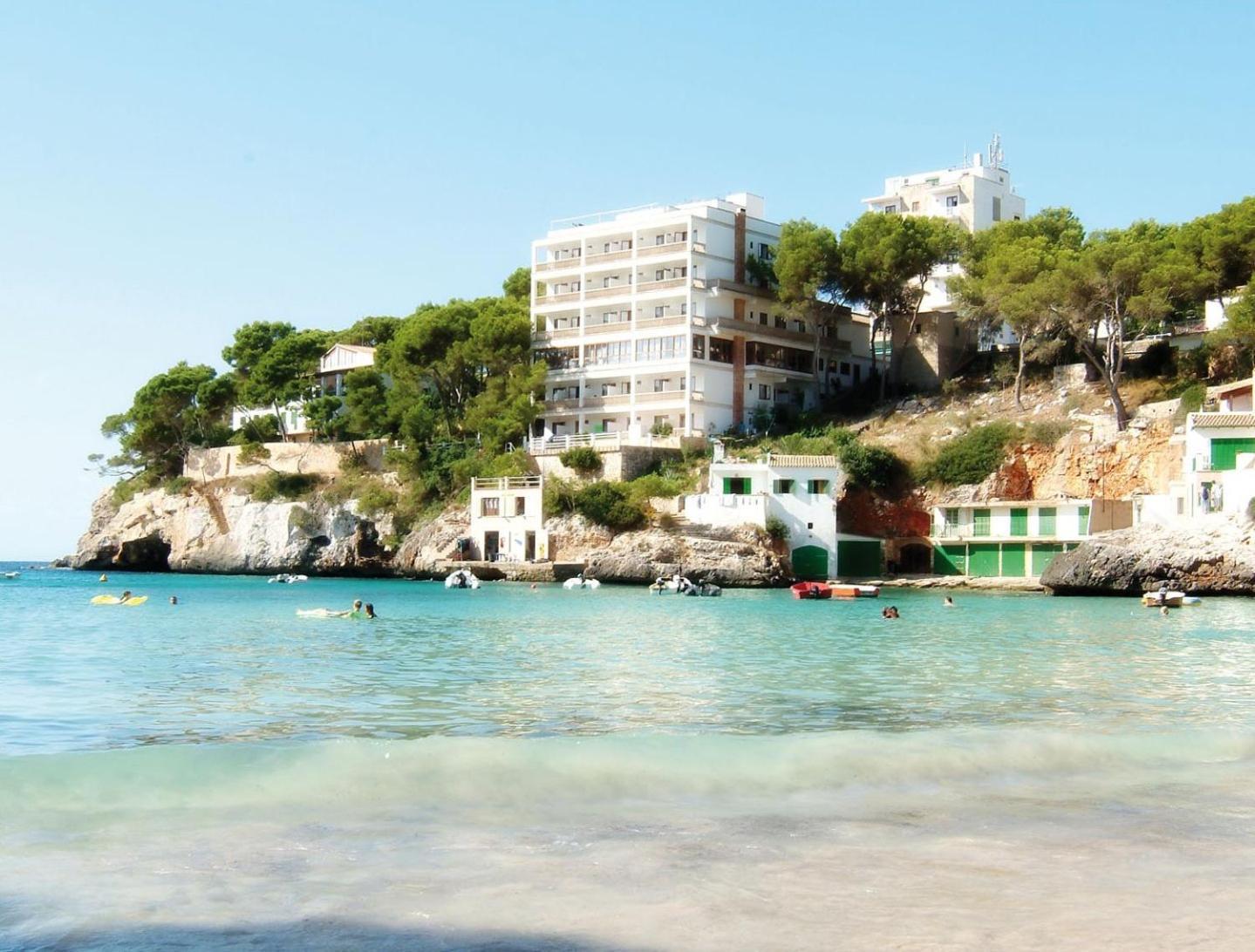 Hotel Pinos Playa Santanyi Bagian luar foto